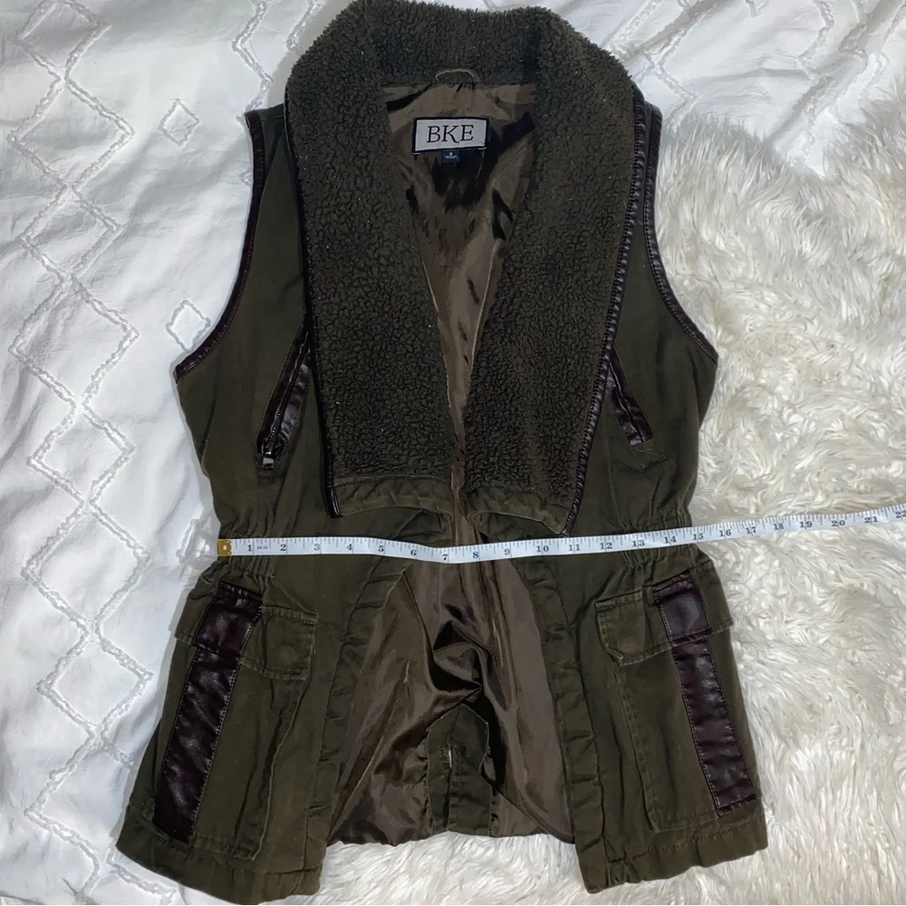 BKE | Fly Away Sherpa Lined Utility Vest Olive Green Military Faux Leather